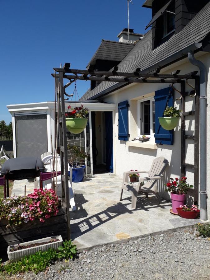 Maison Entre Terre Et Mer Primelin Exterior photo
